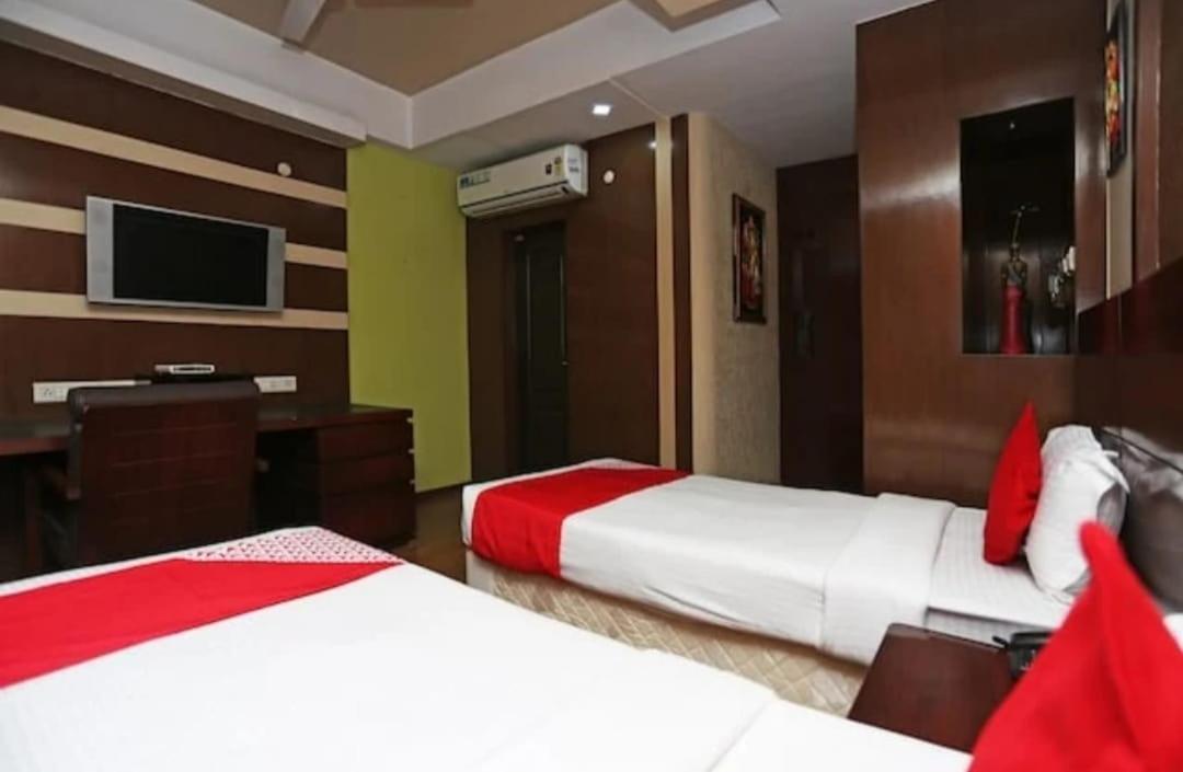Hotel Ambassador Chocolate Inn Kalyani Exterior foto