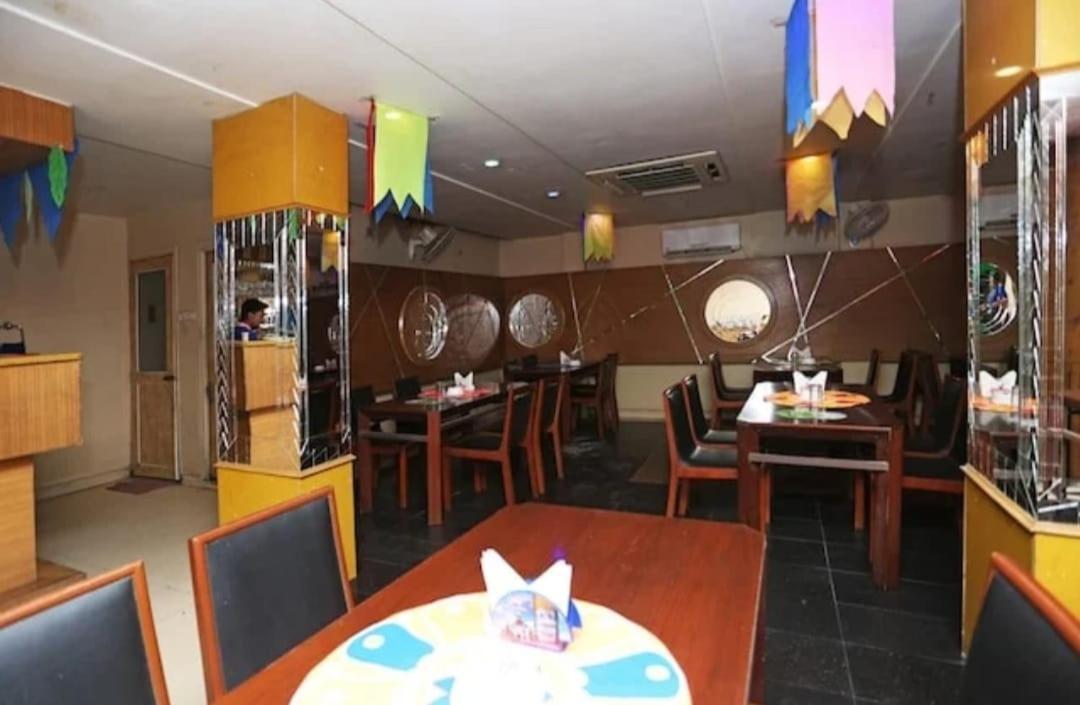 Hotel Ambassador Chocolate Inn Kalyani Exterior foto